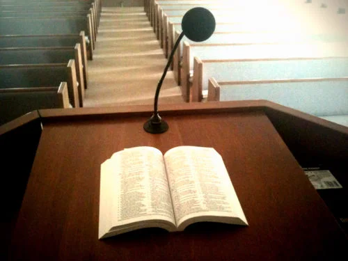 bible-pulpit1